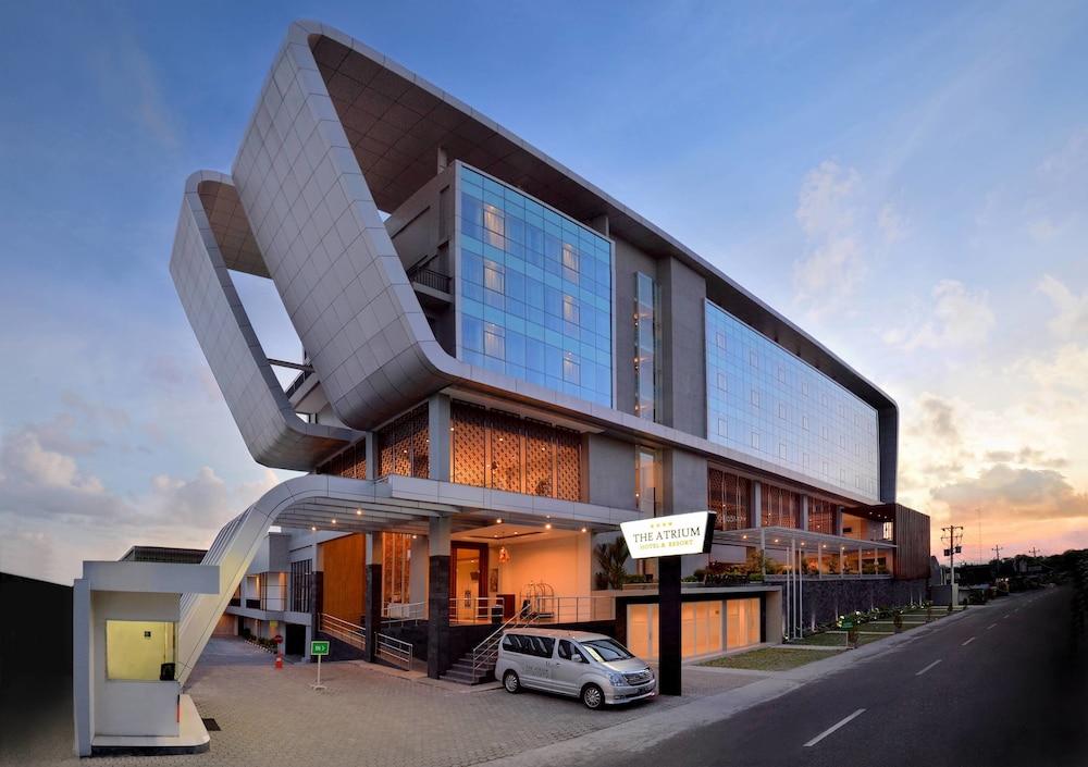 The Atrium Hotel & Resort Yogyakarta Melati Extérieur photo